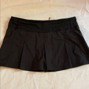 Lululemon box pleated skirt/skort in black